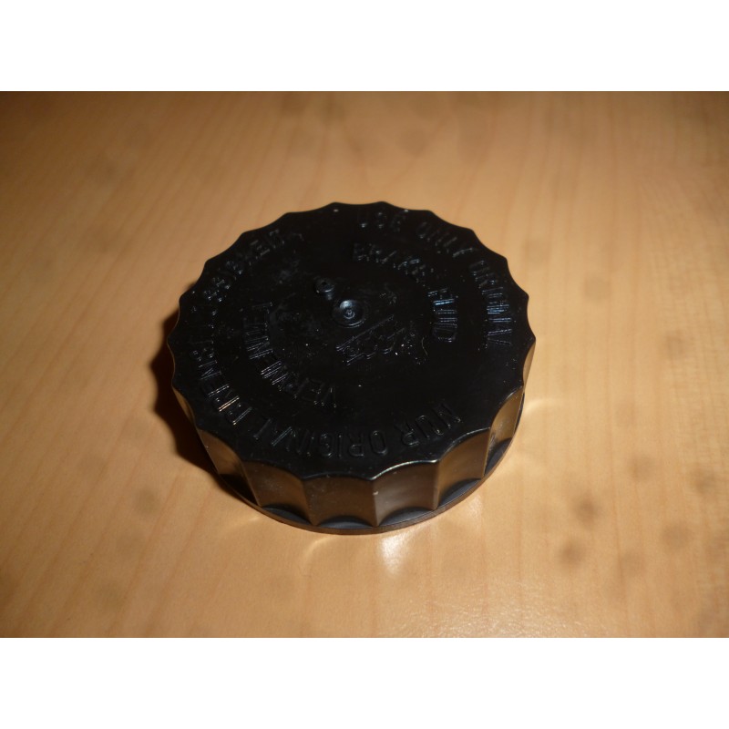 Bouchon maitre cylindre Bagheera jusq 79