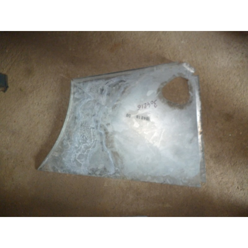 Tole de coffre inf droit serie 1