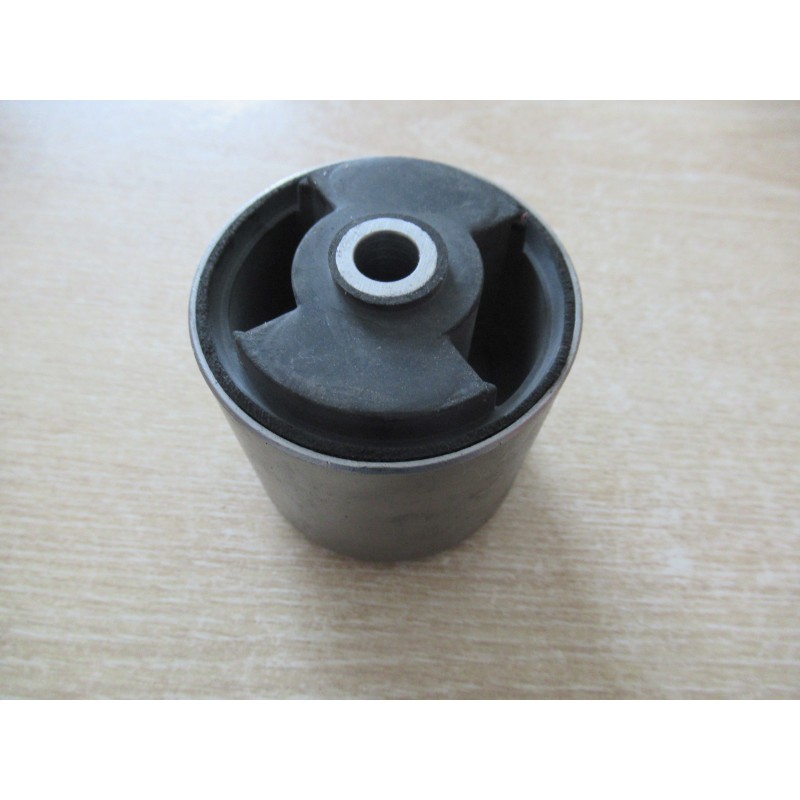 Support moteur inferieur Matra Murena 2.2
