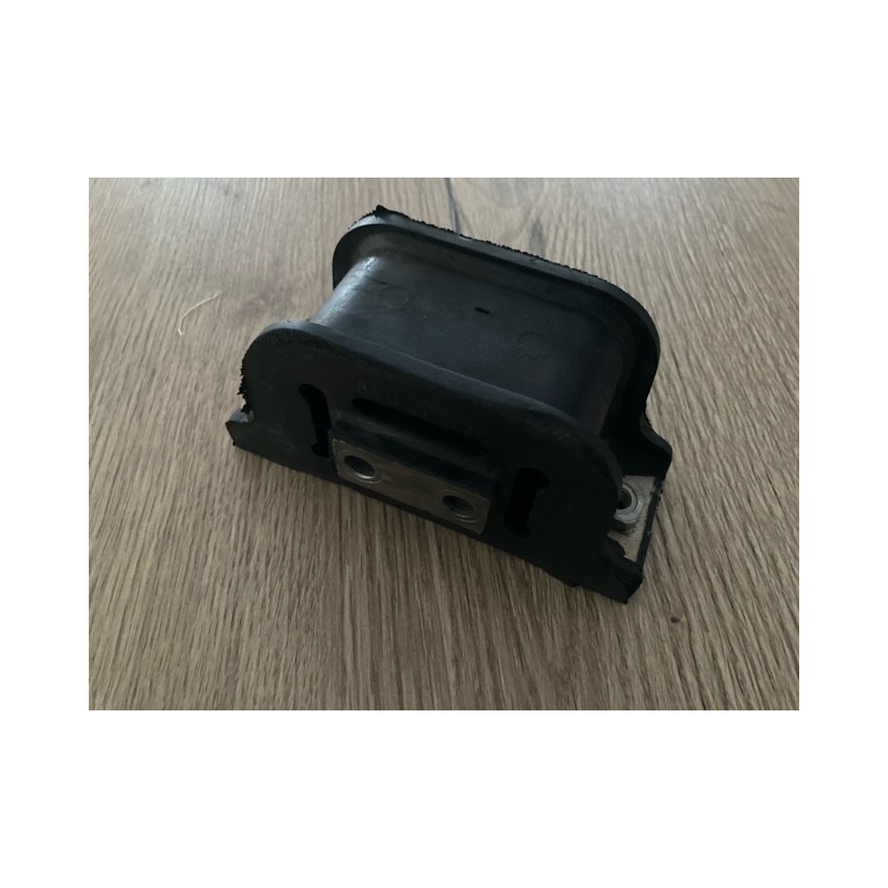 Support moteur inferieur Bagheera s2 et Murena