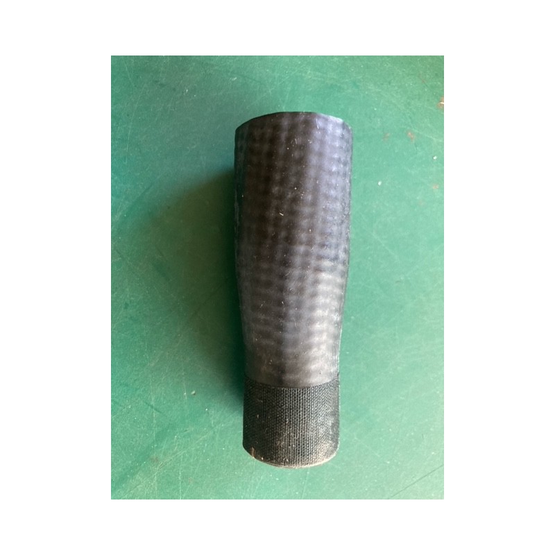 Durite sup lateral boite dégazage chauffage  Murena 1.6