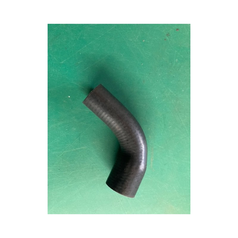 Durite sup entre collecteur admission et boitier thermostat Murena 2.2
