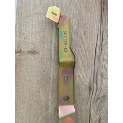 Ferrure de pare chocs avant gauche Murena