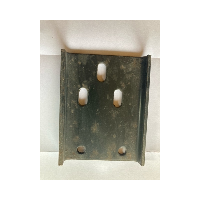 Tôle sur support moteur gauche Bagheera 77/78