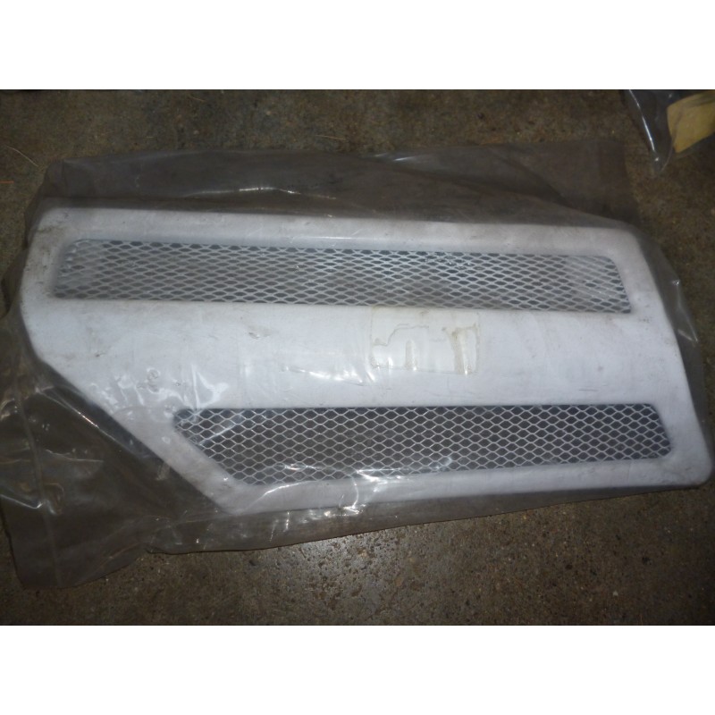 Grille extracteur d'air gauche Courrege