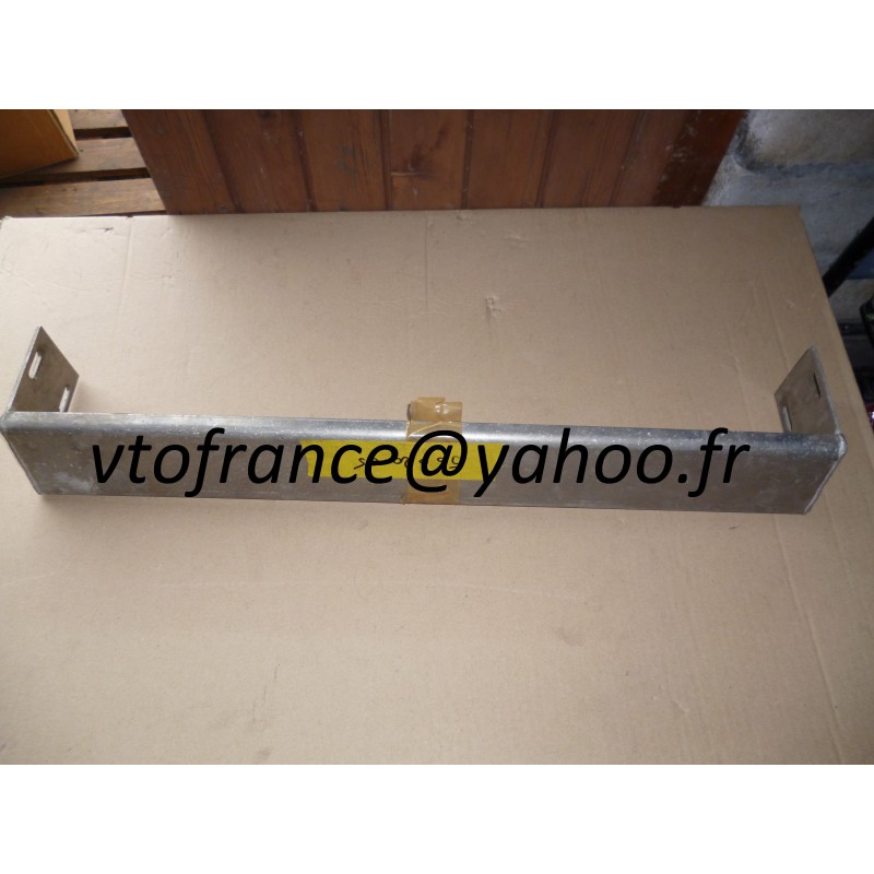 Support ferrure parechocs avant 505 trophée