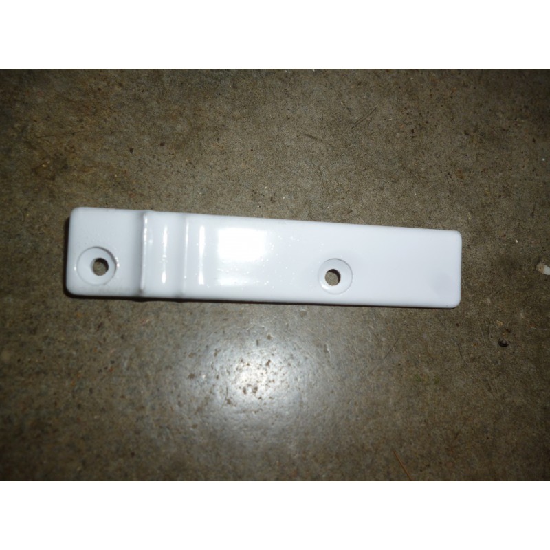 Support de pallette de fermeture capot moteur série 1 Courrege